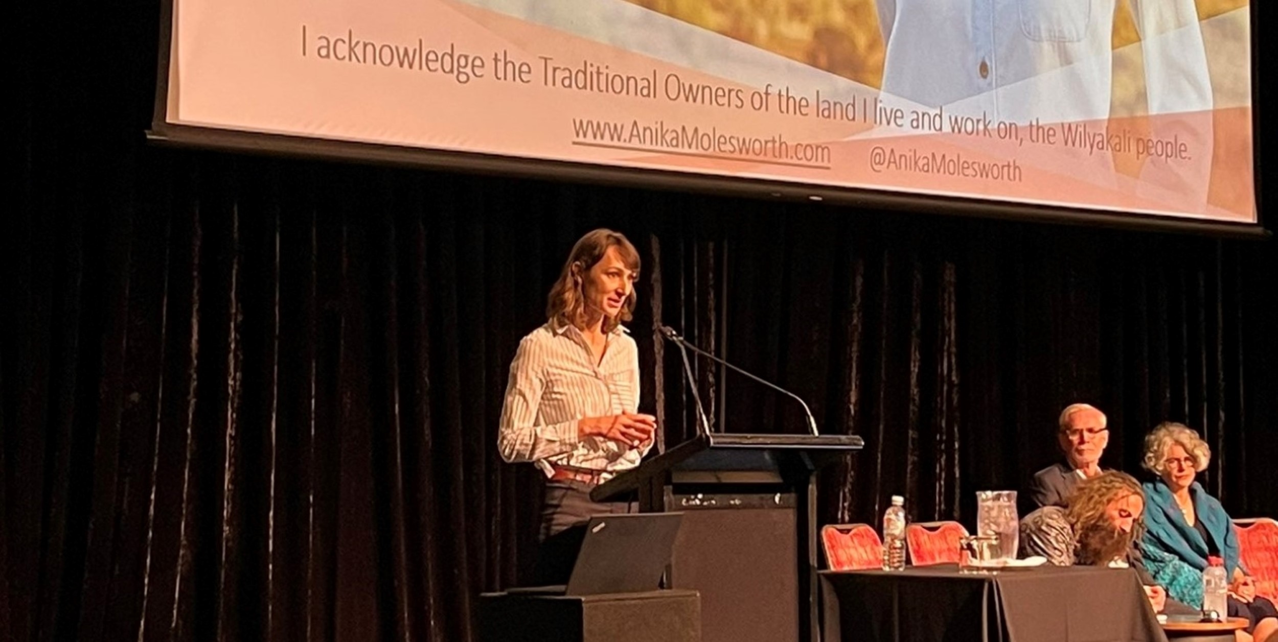 Dr Anika Molesworth delivers keynote address - photo by Animal Health Australia